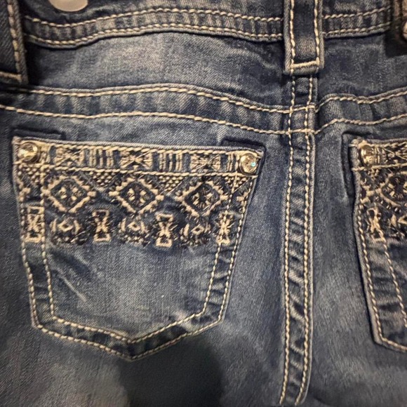 Miss Me Jeans - Picture 3 of 7